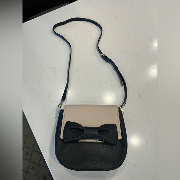Kate Spade Byrdie Make it Mine black leather crossbody purse 1 flap included. - Picture 1 of 16